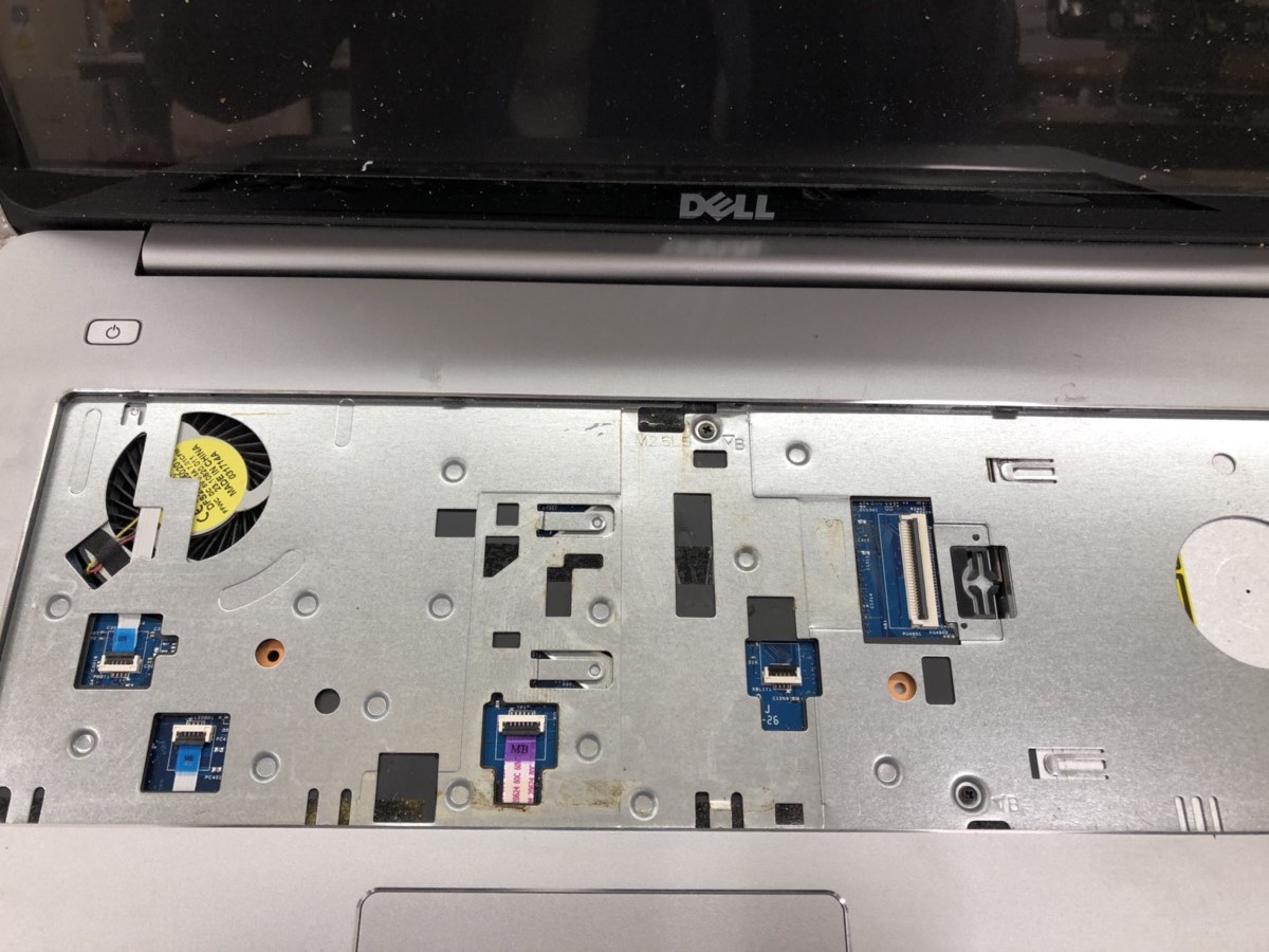 北海道札幌市 ノートパソコンのキーボードの故障／DELL(デル) Windows 8.1/8のイメージ
