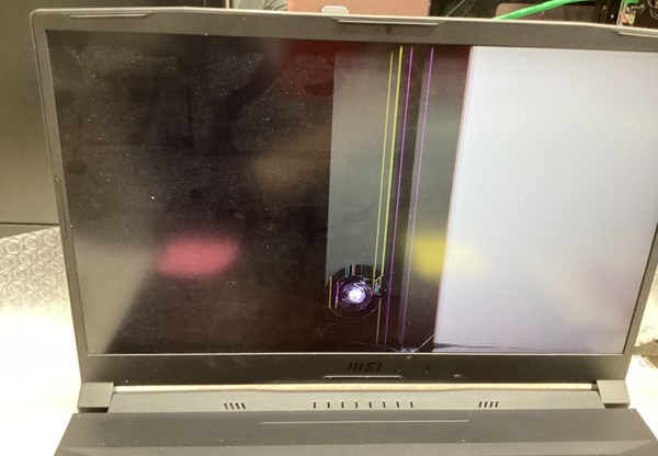 東京都足立区 パソコンの液晶割れ／MSI Windows 11のイメージ